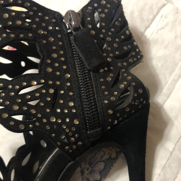 BCBGMAXAZRIA Black Rhinestone Studded Heels size 5 1/2 - Picture 7 of 10